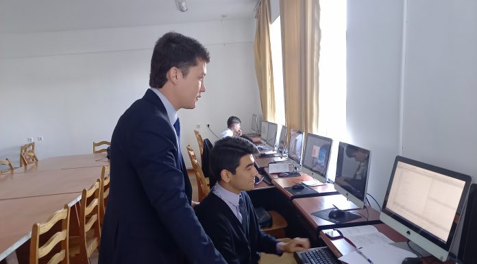 Суратгузориш аз рафти олимпиада аз фанни Информатика ва Математика даври аввал.