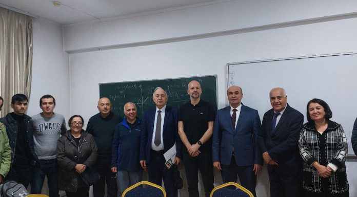 Баромади меҳмони Арабистони Саудӣ Diego Aguiar Gomes ва Jose Miguel Urbano дар факултети механикаю математикаи Донишгоҳи миллии Тоҷикистон